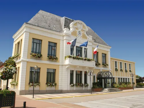 Municipales à Saint-Martin-Boulogne : duel entre Pascale Lebon et...