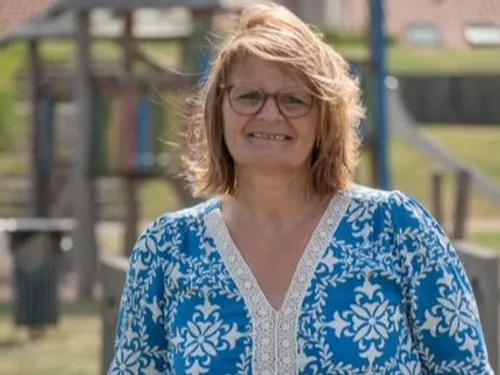 Municipales à Cappelle-la-Grande : Sandrine Merlin présente sa...