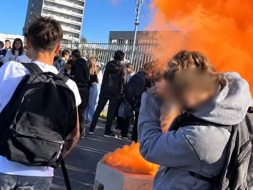 Calais : un lycéen de 15 ans brûlé après l'explosion d'une bombe...