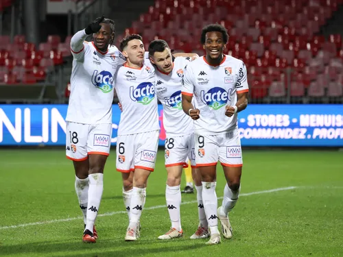Stade lavallois. Tchokounté et Sanna dans tous les coups, Ouaneh...