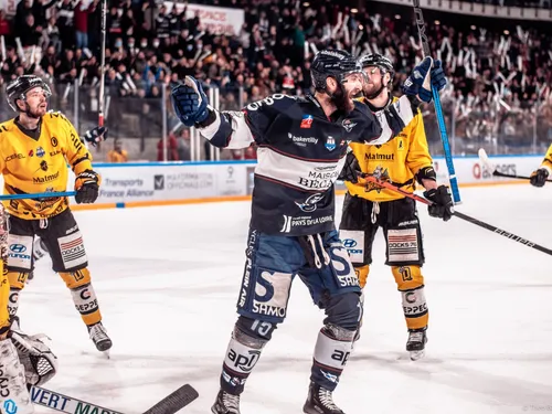 Ligue Magnus, demi-finales: une série indécise entre Ducs et Dragons