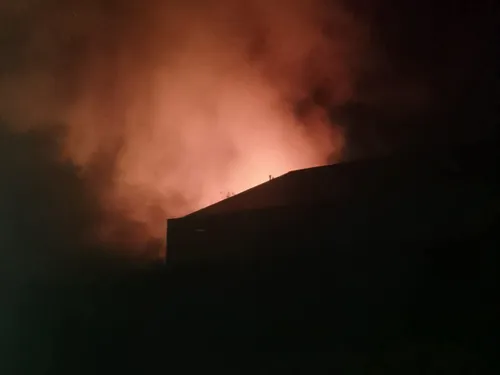 Segré-en-Anjou Bleu. Les ateliers municipaux quasiment détruits...