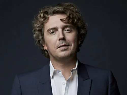 Le Chainon manquant : l'humoriste Alex Vizorek présente un beau...