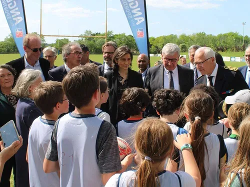 Angers. La Ministre Amélie Oudéa-Castéra prône un sport...