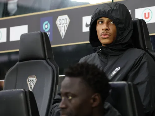 Angers Sco. Jean-Mattéo Bahoya a fait ses adieux au groupe et part...