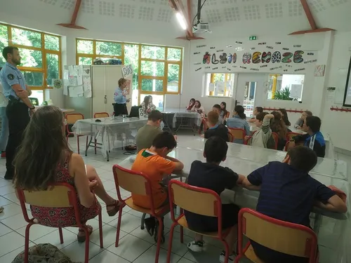 Réseaux sociaux : des utilisateurs de plus en plus jeunes,...