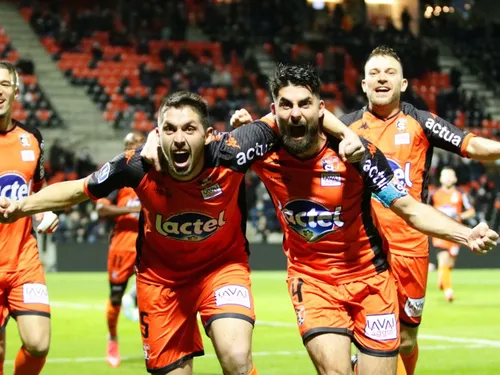 Trophées du National : Olivier Frapolli meilleur entraîneur, le...