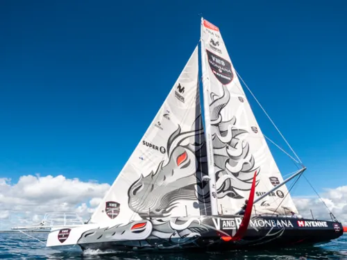 Voile : Maxime Sorel navigue vers le Portugal pour tester "le...