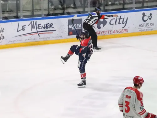 Hockey sur glace. Angers se présente aux séries éliminatoires 