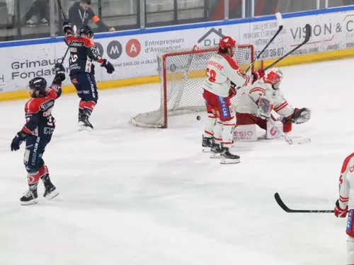 Ducs d'Angers. Pressé par les collectivités locales, le président...