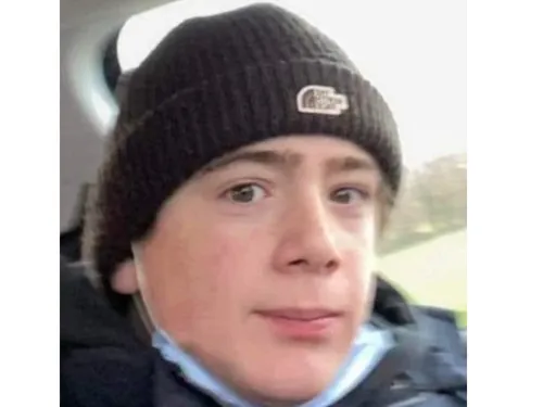 Laval : une marche blanche pour Dylan, tué en février sur les...