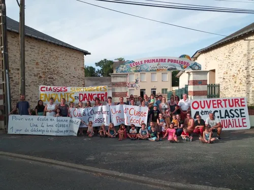 Rentrée scolaire : à La Cornuaille, des parents s'inquiètent des...