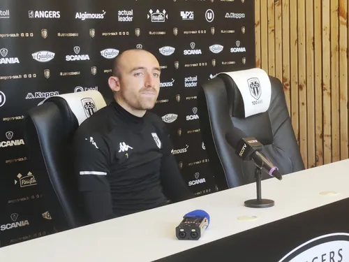 Angers SCO: Bernardoni et Thioub vers Saint-Etienne en prêt