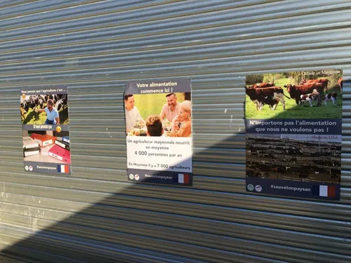 Salon de l'Agriculture. #SauveTonPaysan, la FDSEA 53 alerte les...