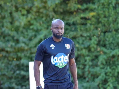 Stade lavallois. François-Xavier Fumu Tamuzo et sa famille victimes...