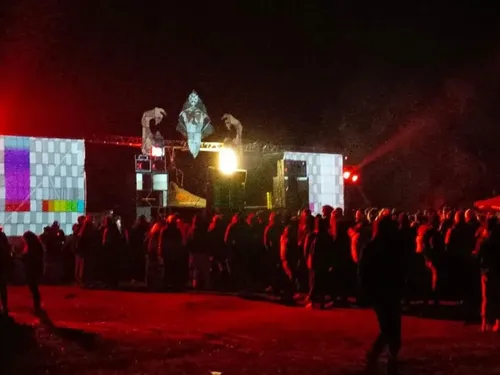 Forêt d’Ombrée : entre 800 et 1000 teufeurs rassemblés ce week-end