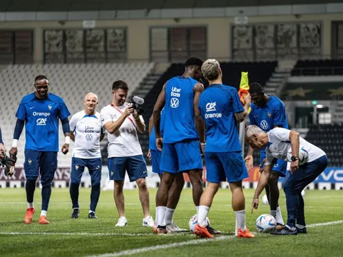 Football. Cet Angevin a suivi les Bleus pendant tout le Mondial au...