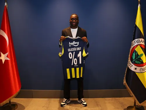 Angers Sco. Sidiki Chérif officiellement transféré à Fenerbahçe 