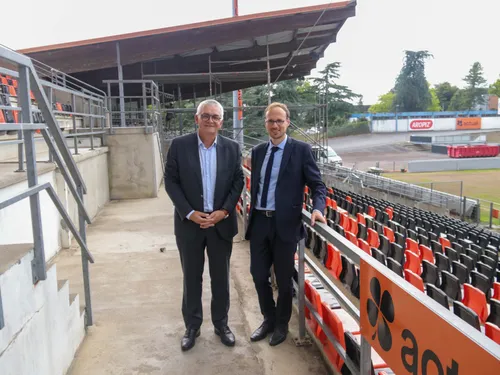 Stade lavallois : durant l'été, le stade Francis Le Basser se...