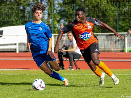 Stade lavallois : Dembo Sylla signe professionnel avec Laval