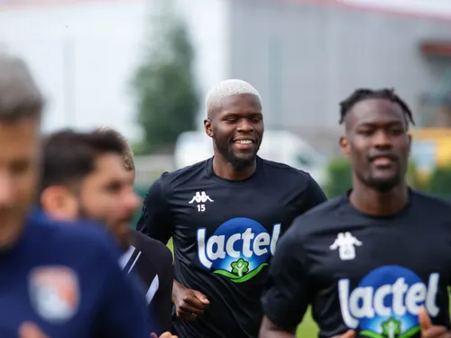 Stade lavallois : Djibril Diaw pourrait manquer la première journée...