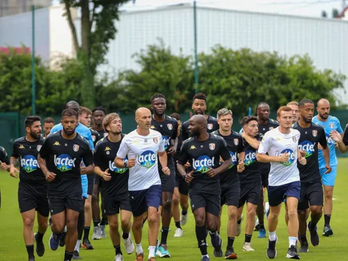 EN IMAGES. Stade lavallois : c'est la rentrée des classes pour les...