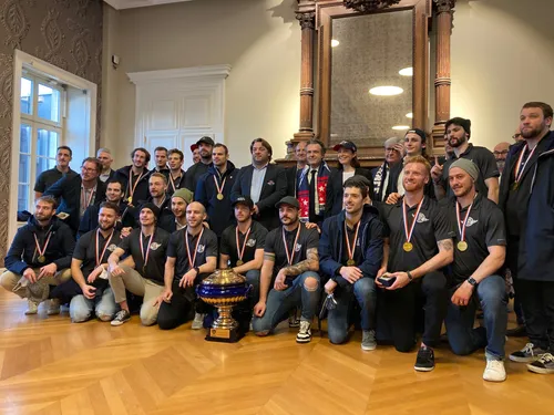 Après leur sacre en Coupe de France, les Ducs honorés à la mairie...