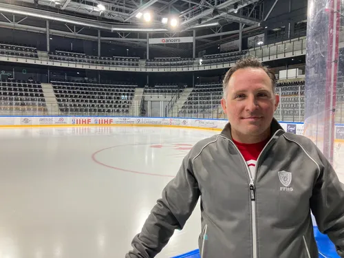 Hockey féminin, mondial: l'Angevin Emmanuel Colliot veille sur les...