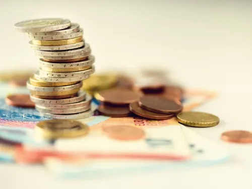 Rapport sur la pauvreté : Candé, Renazé, Laval et...