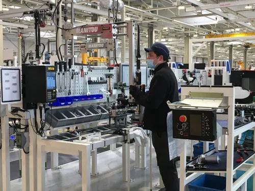 Candé. Manitou inaugure sa nouvelle usine dans un contexte...