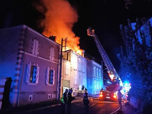 Segré. Un incendie dans un immeuble d'habitation du quartier de la...