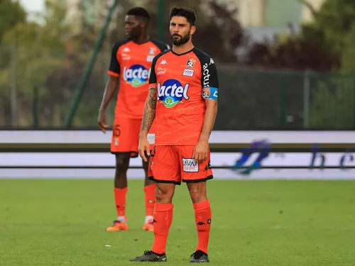 Stade lavallois. Laval fait couler Bastia et prend les commandes de...
