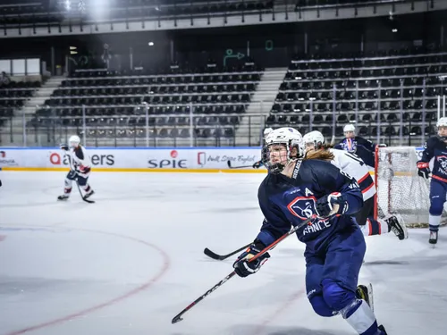 Mondial féminin de hockey sur glace à Angers: ouverture de la...