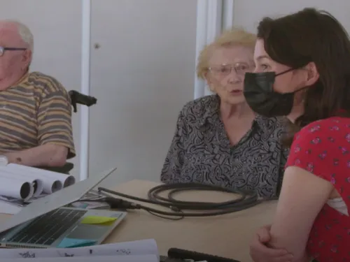 Mayenne. Cette comédienne mayennaise aborde le désir de liberté et...