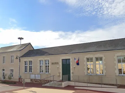 Chemazé. Un élu d'opposition assène un coup de pied à un adjoint au...