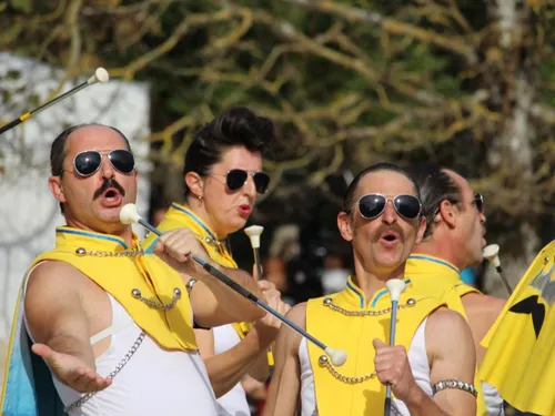 Segré-en-Anjou Bleu : les sosies de Freddie Mercury font escale 