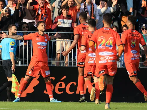 Stade lavallois : Laval s'offre Saint-Etienne et n'est plus...