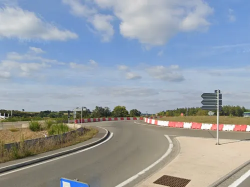 Entre Villiers-Charlemagne et Fromentières, la RN 162 rouvre ce...