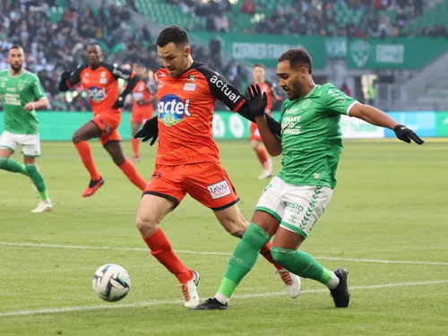 Stade lavallois. Laval et Saint-Etienne dos à dos après une belle...