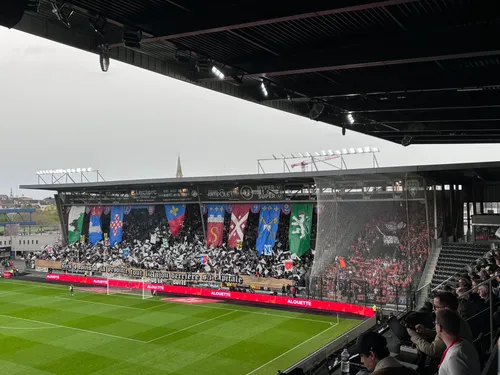 Angers Sco - Stade lavallois. Au retour, les forces de l'ordre...