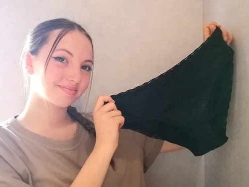 Laval. Tess fait financer des culottes menstruelles pour son lycée