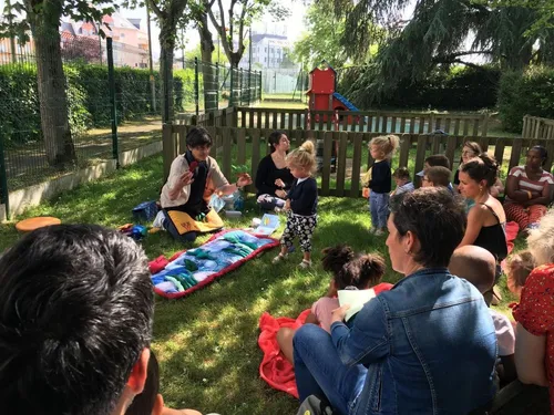 À Laval, une lutte contre les troubles du langage dès la crèche