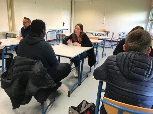 Du sport et des ateliers pour orienter les jeunes vers les métiers...