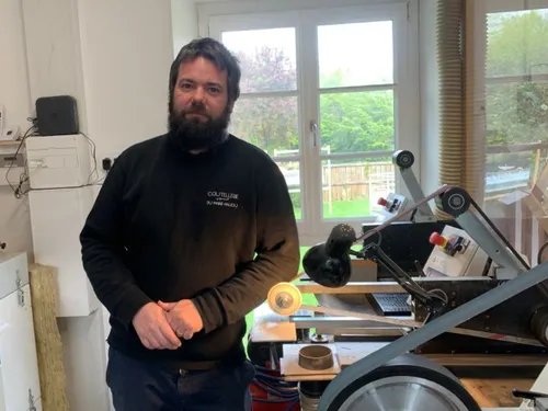 Saint-Sulpice. Des couteaux made in Mayenne