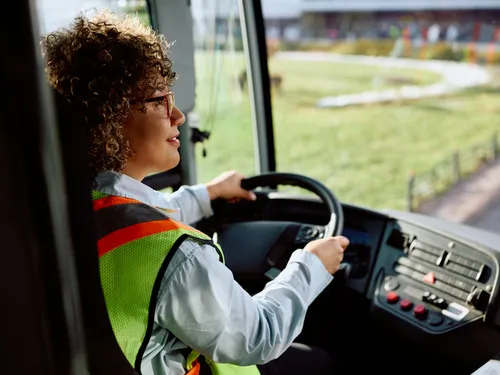 Transdev STAO (49/53) recrute des conductrices et conducteurs