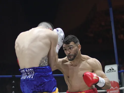 Boxe : à l'Espace Mayenne, Jordy Weiss aura sa revanche face à Jon...