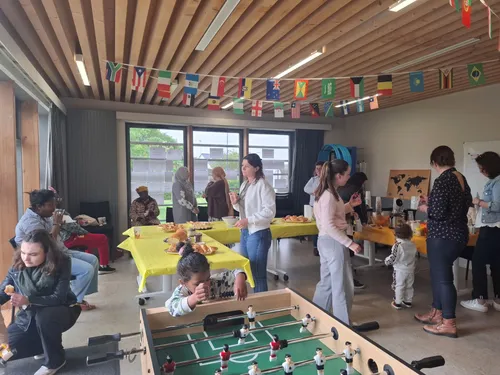 Candé. Un petit déjeuner du monde pour "rompre l'isolement,...
