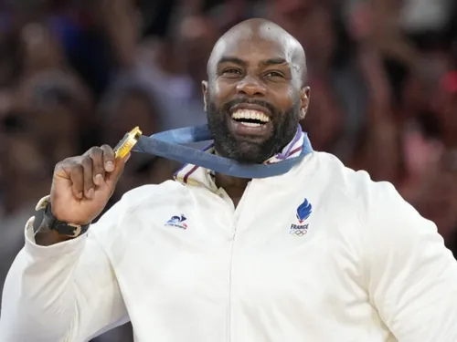 Teddy Riner se lance sur YouTube ! 