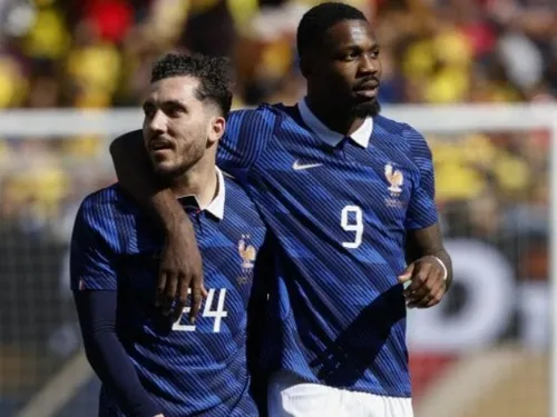 Les Bleus commencent leur préparation à la coupe du monde par deux...
