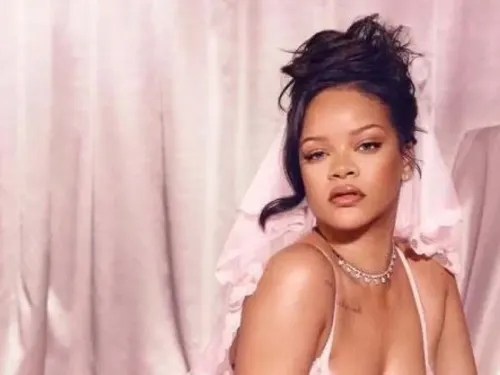 "Je suis un peu rouillée" déclare Rihanna aprés son retour surprise